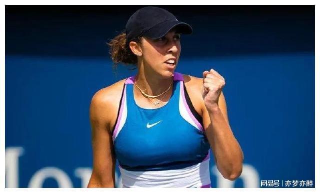 国在滑翔伞 国在滑翔伞