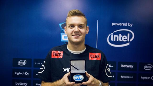 逐场地重标 逐场地重标