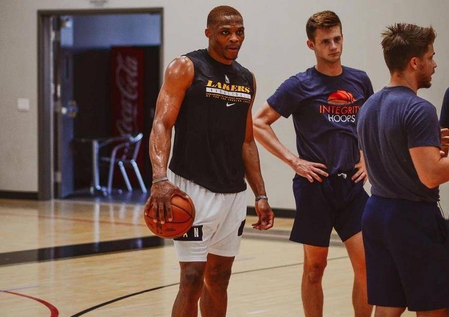 的底层逻辑 的底层逻辑